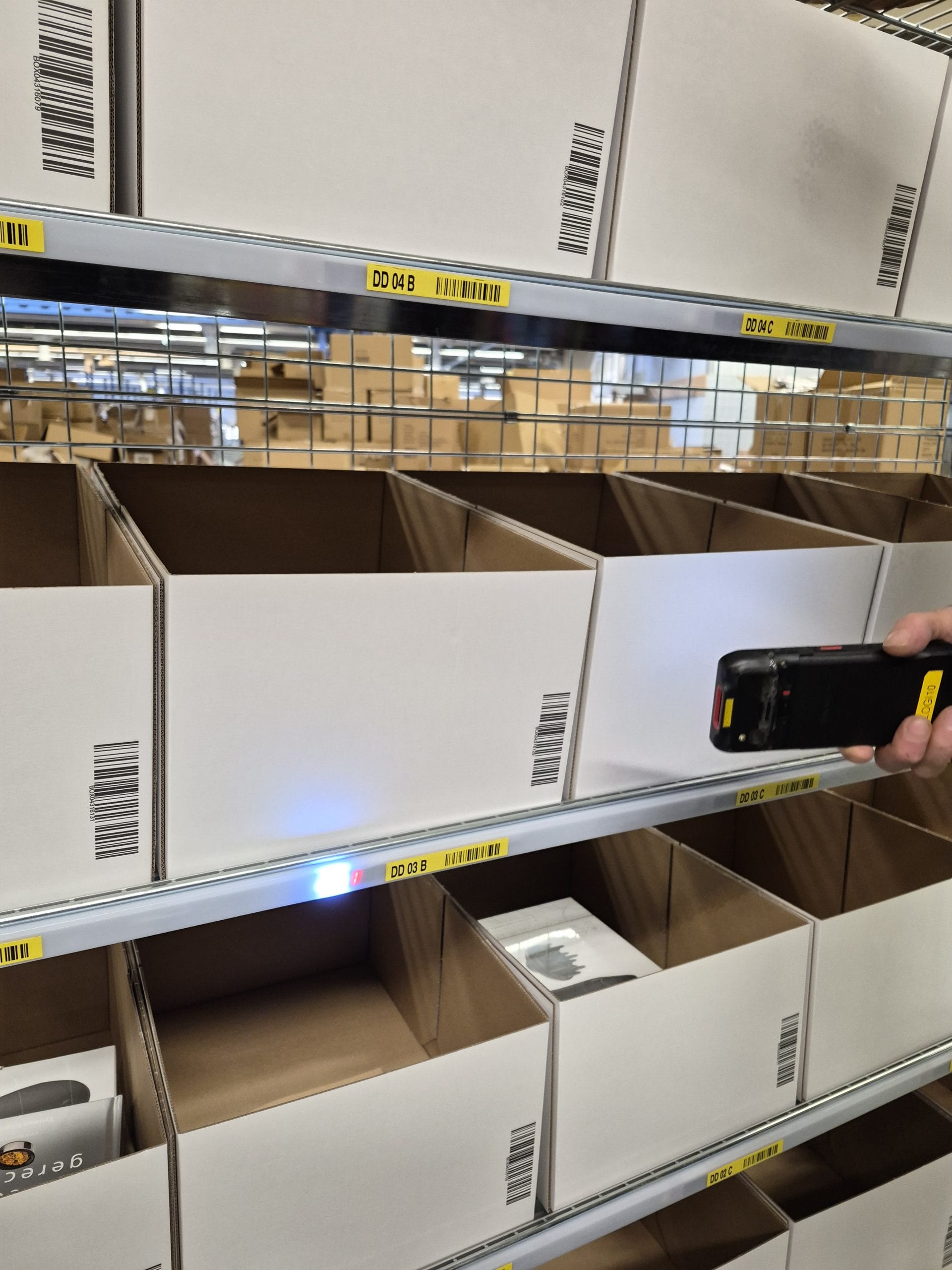 Hoe verloopt de WMS-implementatie van LogiAction?